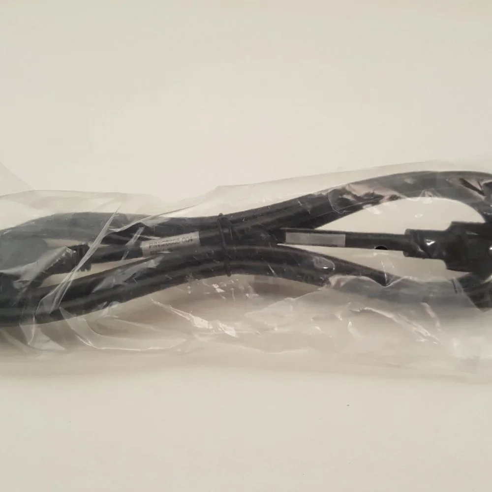 POLYCOM 6 ft Group Series HDMI Display Cable HDMI M <-> M | 2457-28808-004 Rev B